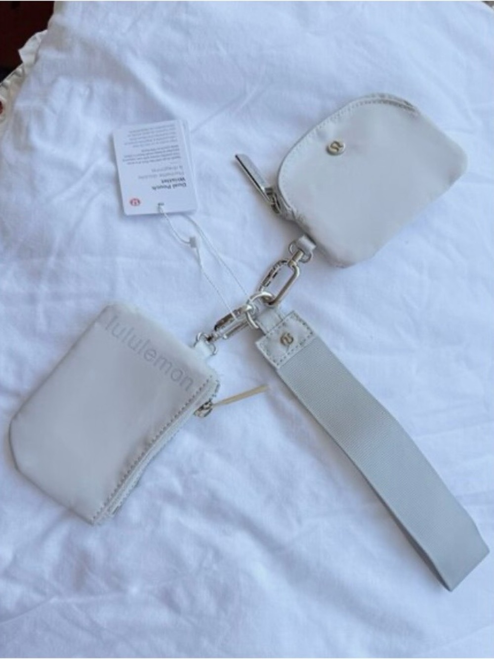 Lululemon duo pouch wristlet